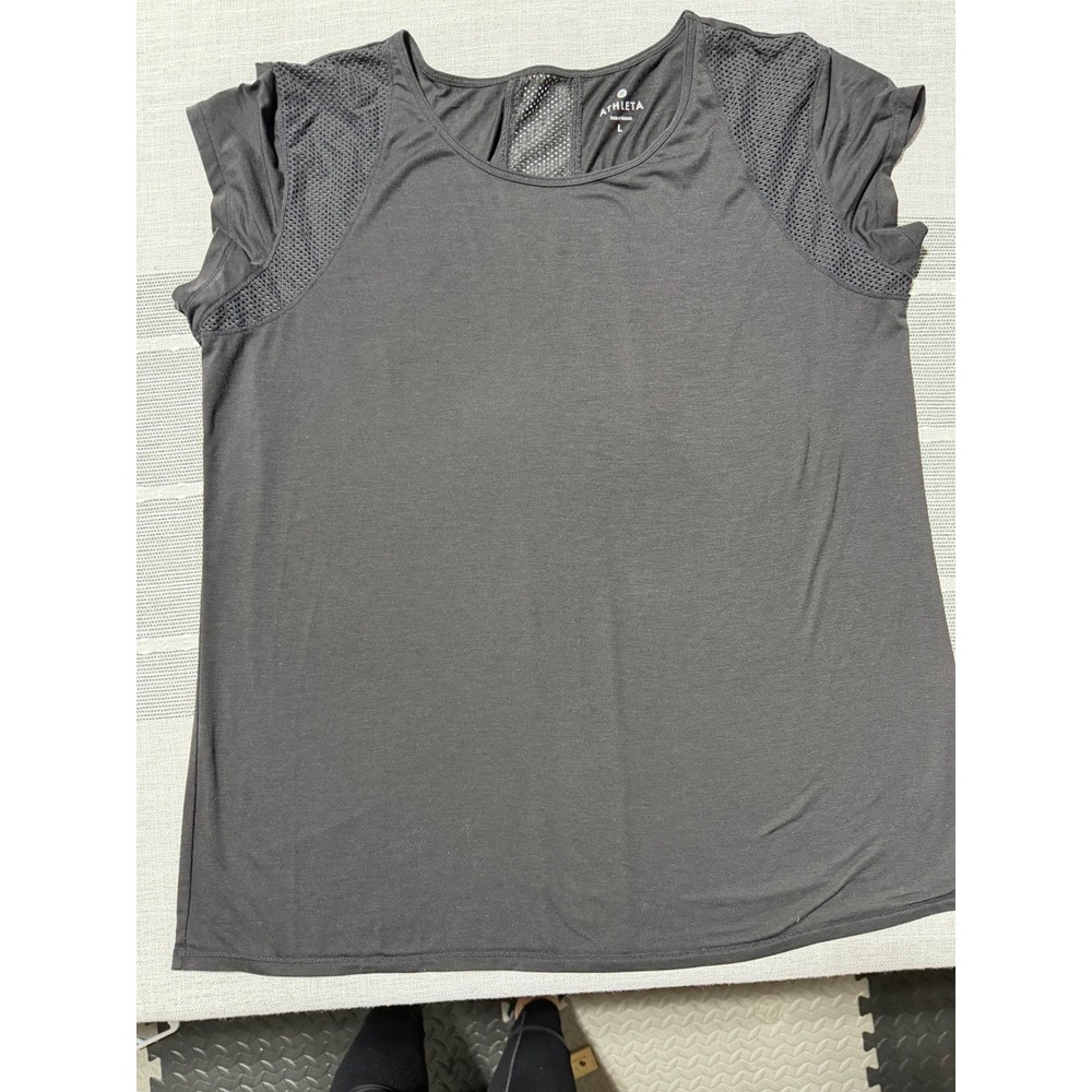 Athleta Womens Gray Mesh Inset Activewear T Shirt Size L